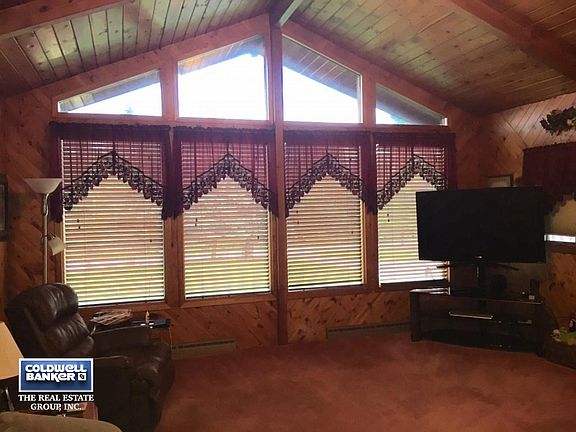 LRoom w/Wall of Windows