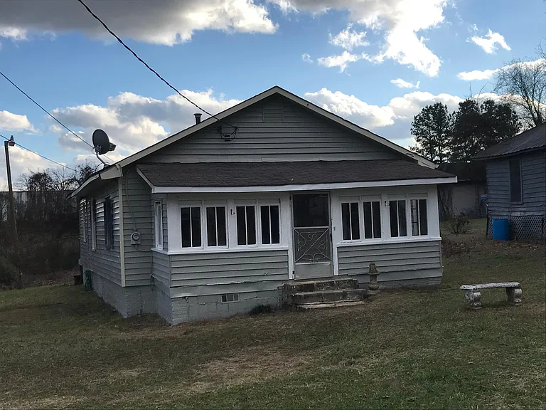 189 Elberton St — Photo 3