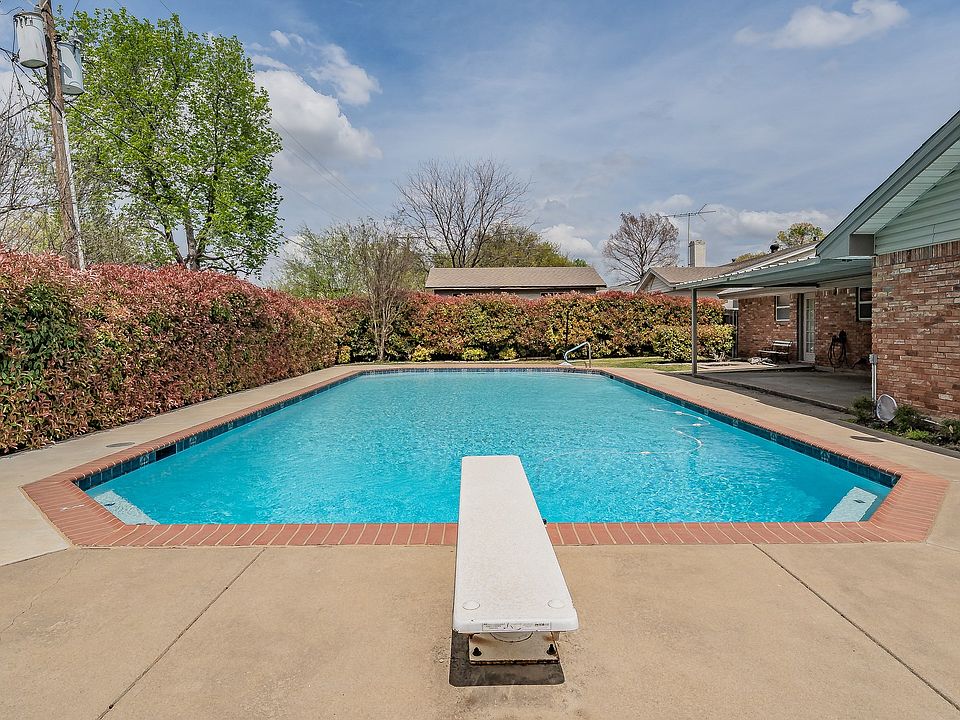 1st image of 6305 Tosca Dr