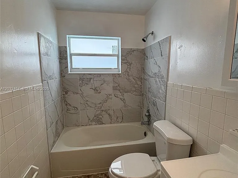 6661 SW 18th St #206 — Photo 9