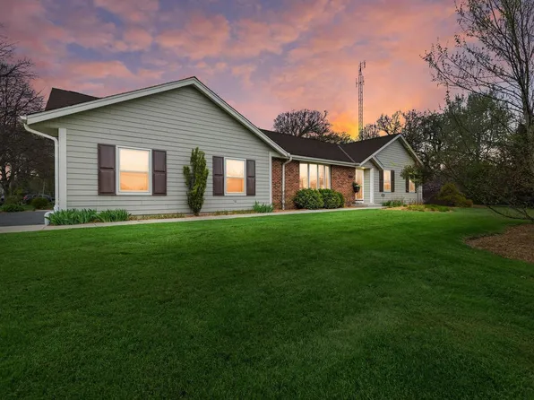 3510 Nicholson ROAD, Franksville, WI 53126