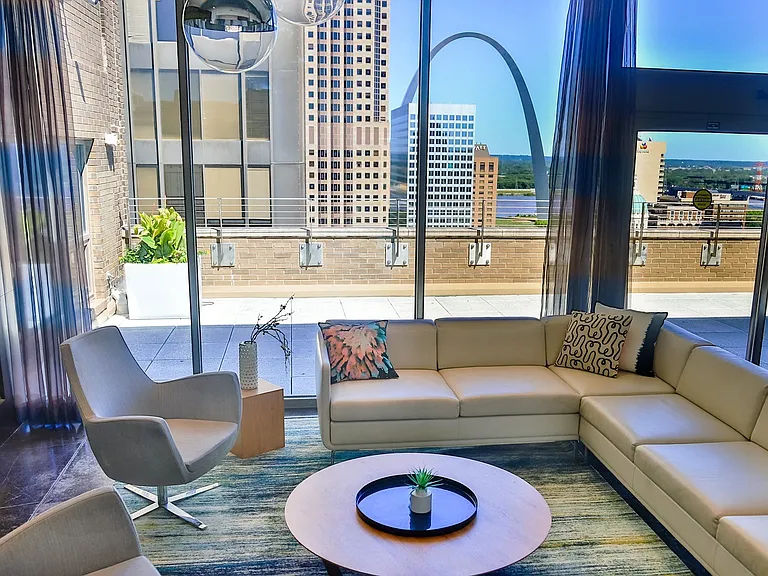 Arcade Apartments — Photo 19