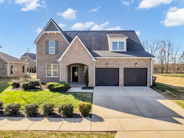 834 Plowson Rd, Mount Juliet, TN 37122