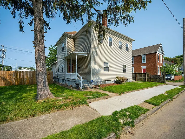 755 Wager St — Photo 27
