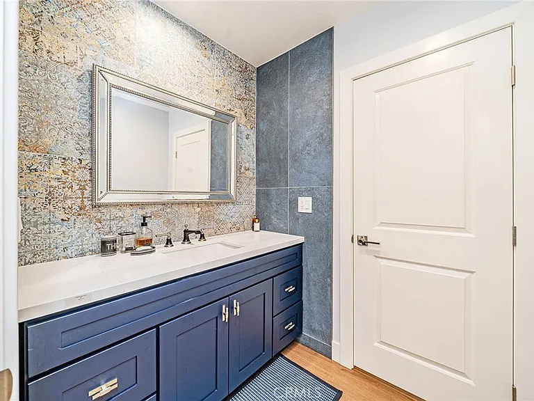 2220 Jose Way — Photo 31
