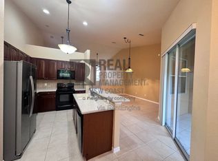 13911 Lake Mahogany Blvd APT 2923, Fort Myers, FL 33907