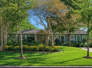 1320 Woodvine Dr, Houston, TX 77055