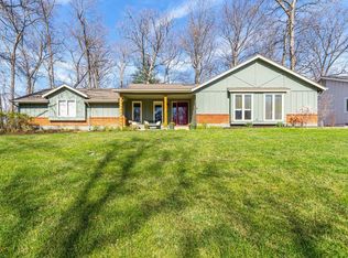 1856 Rustic Oak Rd, Chesterfield, MO 63017