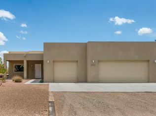 204 2nd St NE, Rio Rancho, NM 87124