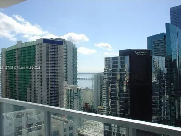 1060 Brickell Ave APT 2809, Miami, FL 33131
