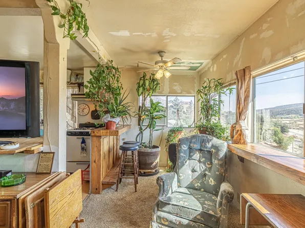 17565 Lone Pine Trl, Lake Hughes, CA 93532