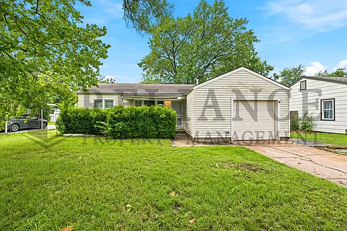 1401 W Calvert St Photo 1