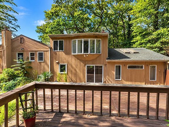 4th image of 80 Alpine Way