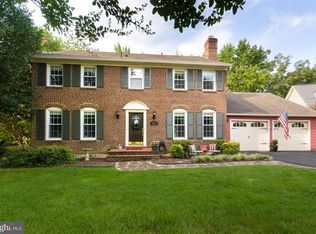 3715 Riverwood Rd, Alexandria, VA 22309