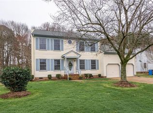 955 N Haven Cir, Chesapeake, VA 23322