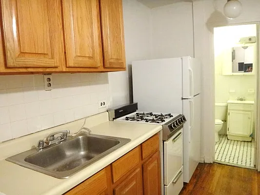 Rented by Paley Management | media 26