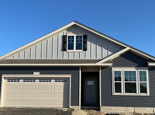 887 Plateau Dr, Pingree Grove, IL 60140