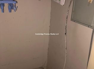 3 Newport Rd APT 1, Cambridge, MA 02140