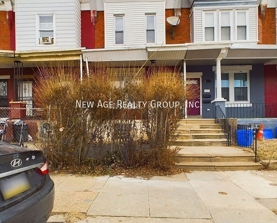 1st image of 1655 S 55th St