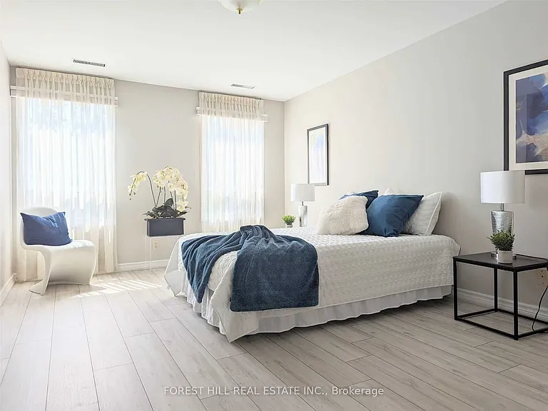 9 Greenbriar Rd #103 — Photo 12
