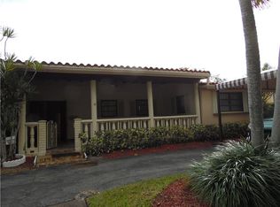 8620 SW 16th St, Miami, FL 33155