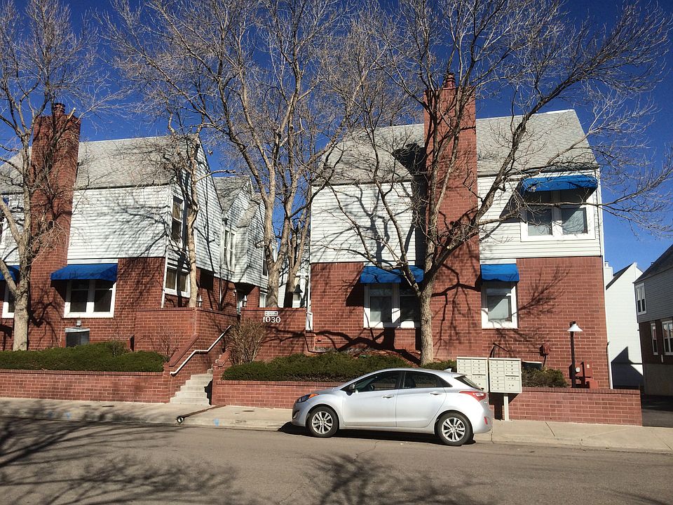 Front Courtyard Entrance