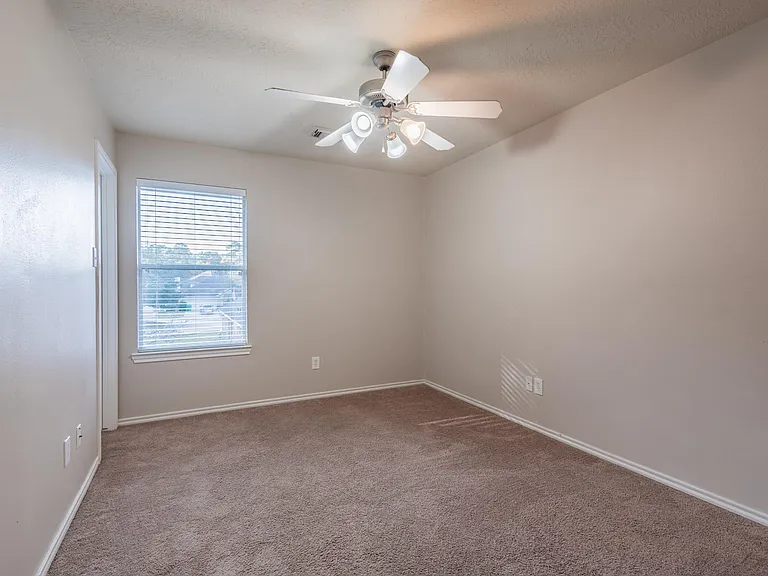 6707 Topsfield Point Dr — Photo 16