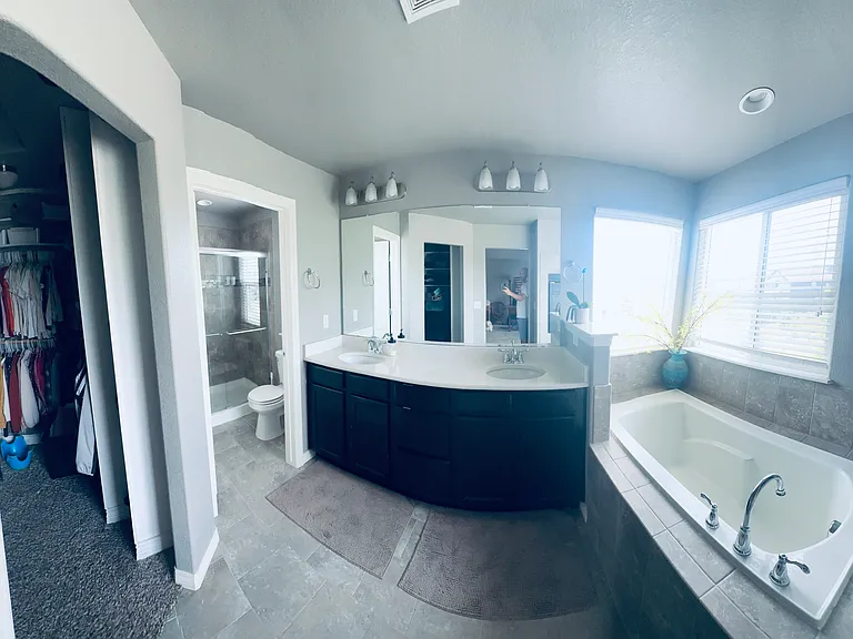 520 Mount Rainier St — Photo 19