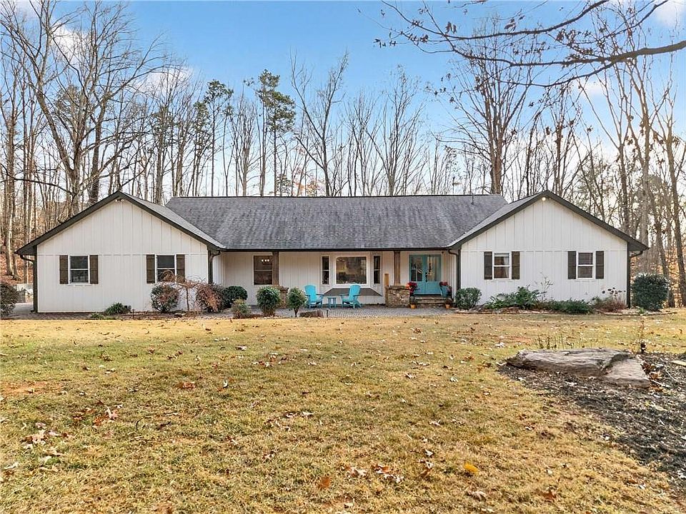 1st image of 2151 E Maddox Rd