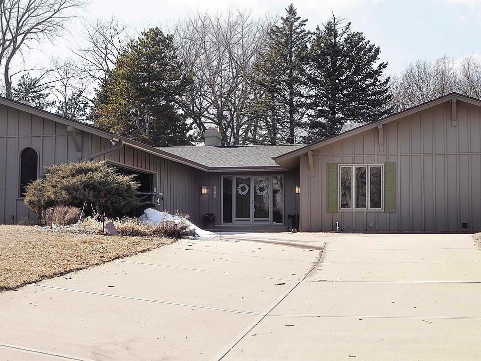 1st image of 3707 Maplewood St