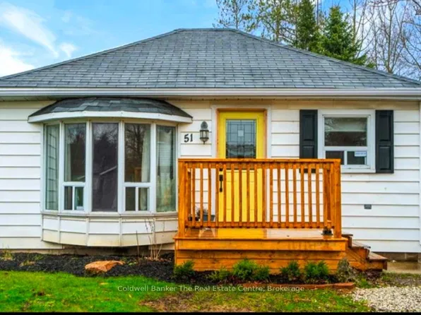 51 70th St N, Wasaga Beach, ON L9Z 1T6