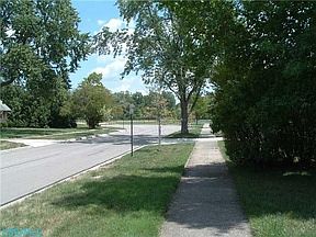 3rd image of 490 Sioux Dr