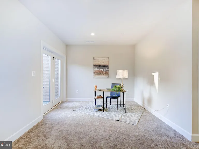6547 Clubhouse Dr — Photo 71
