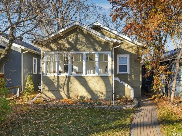 1021 C Avenue N #N, Saskatoon, SK S7L 1K1