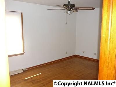 5th image of 379 College Park Ct NW