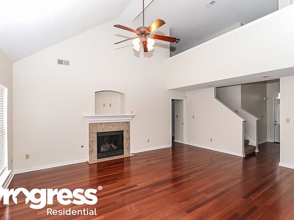 2nd image of 10150 Lynham Dr