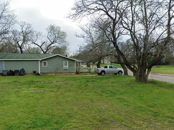 2874 Farragut St, Dallas, TX 75215