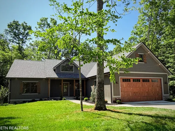 692 Saint George Dr, Fairfield Glade, TN 38558
