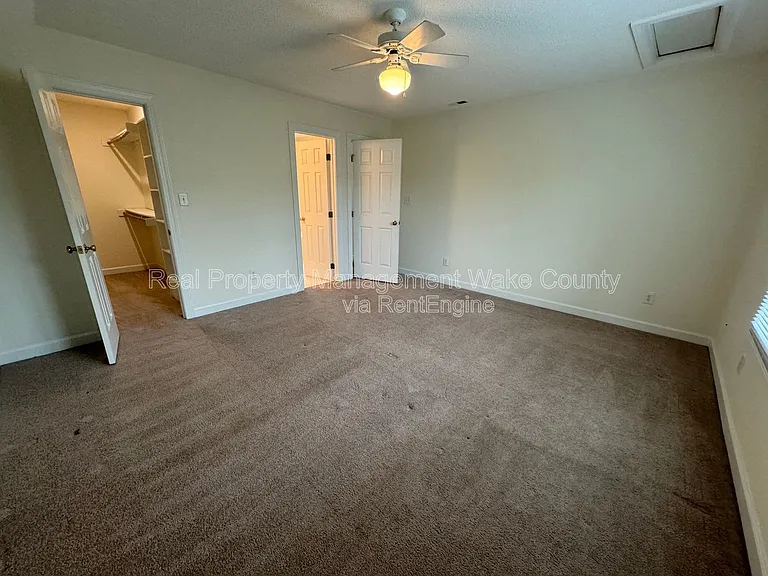 4328 Bartholomew Cir — Photo 23