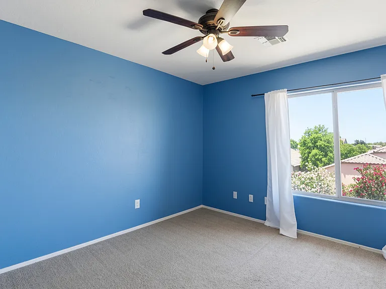 3446 E Fairview St — Photo 37