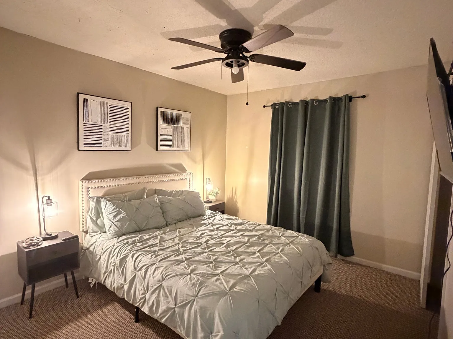 Spacious 4 Bed 2 Bath Single Family Home in Carlsbad - $3500/mo — Photo 3