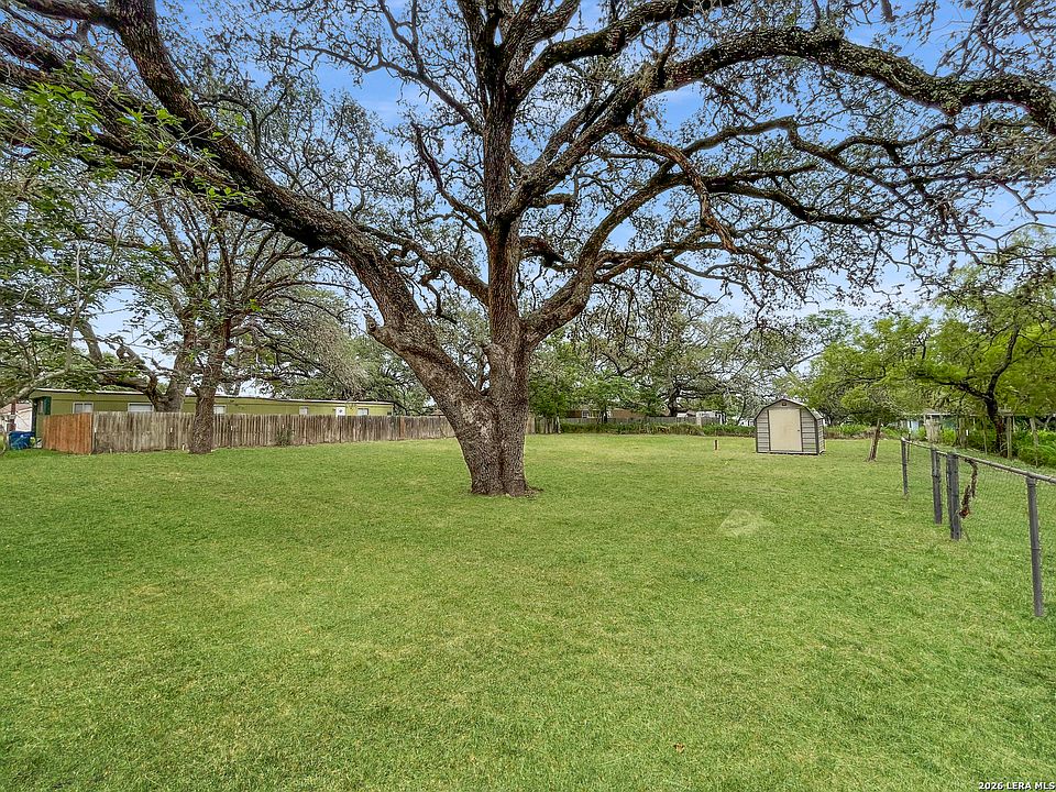 1st image of 822 Market St LOT 7 & 8