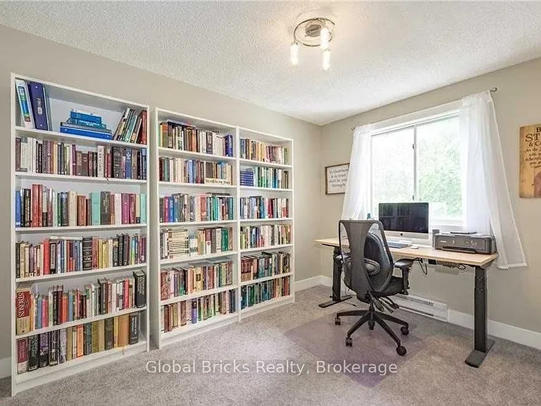 1096 N Jalna Blvd #39 — Photo 16