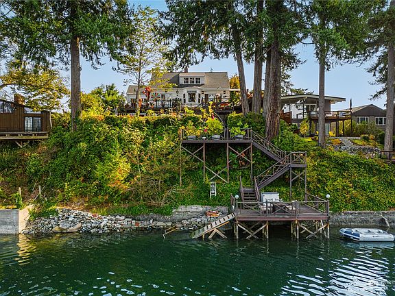 4th image of 2111 Madrona Point Drive