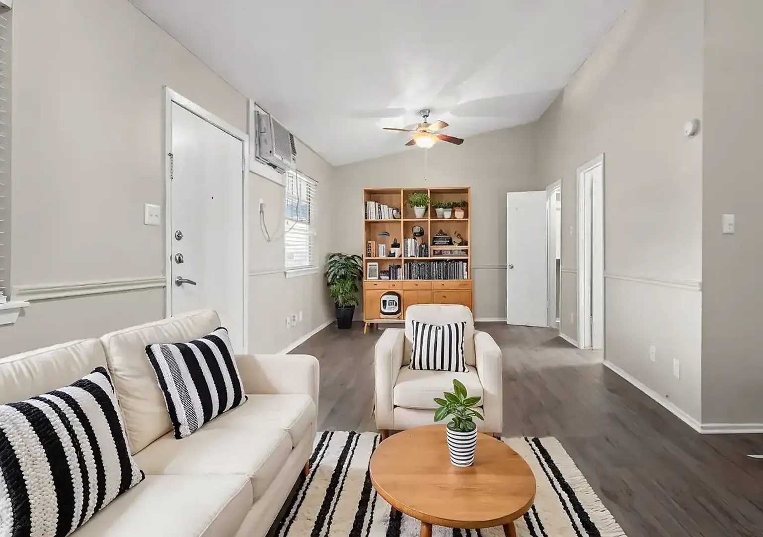 Parker Flats — Photo 1