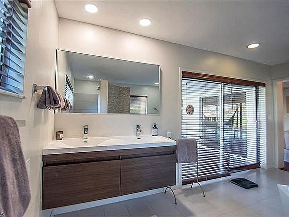 5th image of 28417 Verde Ln