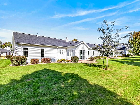 4th image of 1057 W Windtree Dr #48
