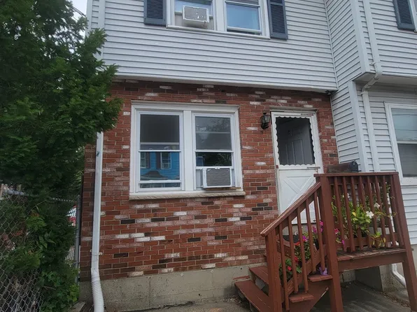 2 Eden St Unit 2, Chelsea, MA 02150