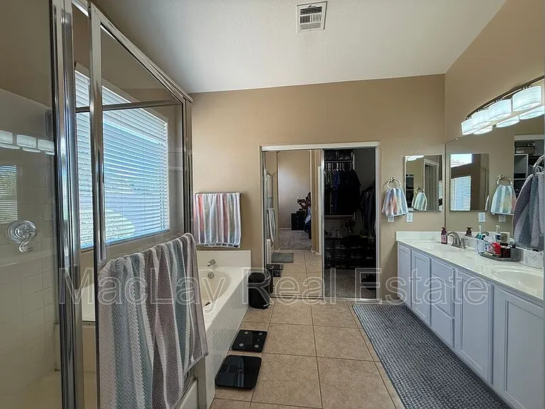 450 W Musket Pl — Photo 16