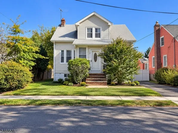 56 Princeton St, Maplewood Twp., NJ 07040